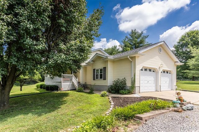 40 Ridge Street, Moro, IL 62067