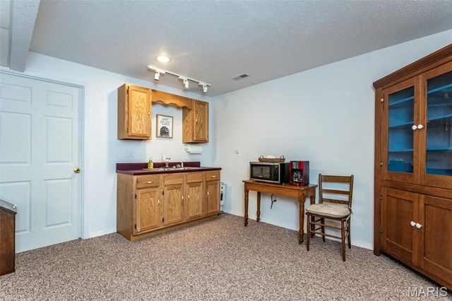 40 Ridge Street, Moro, IL 62067