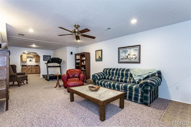 40 Ridge Street, Moro, IL 62067