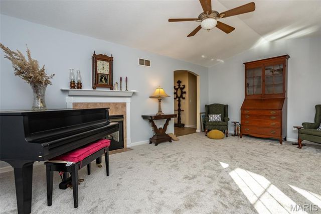 40 Ridge Street, Moro, IL 62067