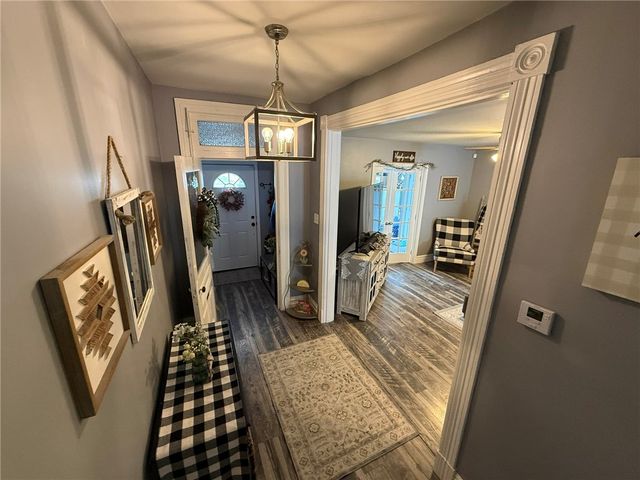 908 Evergreen Ave, Millvale, PA 15209