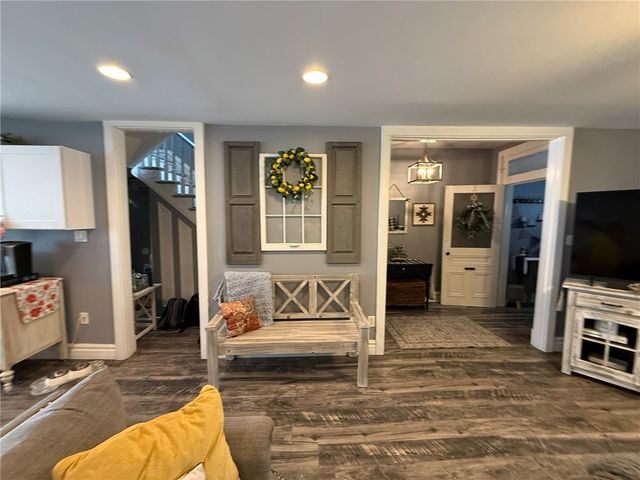 908 Evergreen Ave, Millvale, PA 15209
