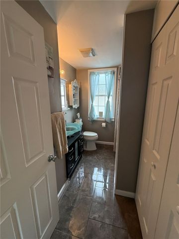 908 Evergreen Ave, Millvale, PA 15209