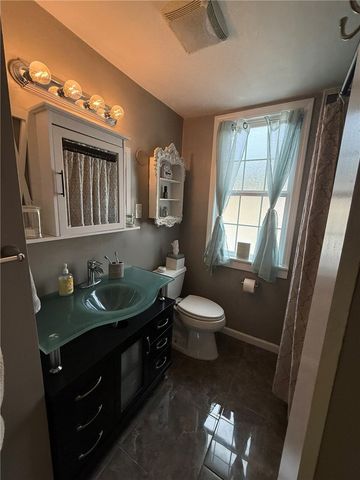 908 Evergreen Ave, Millvale, PA 15209