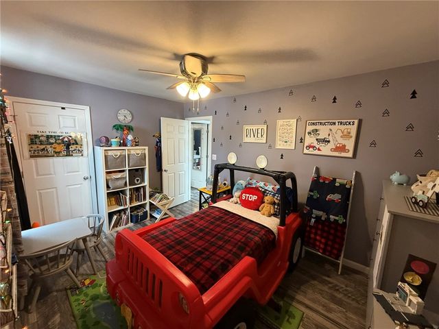 908 Evergreen Ave, Millvale, PA 15209