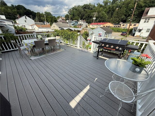 908 Evergreen Ave, Millvale, PA 15209