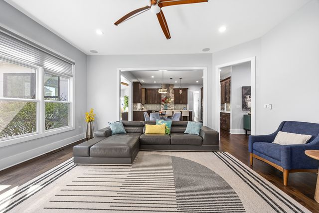 4328 Winterberry Avenue, Naperville, IL 60564