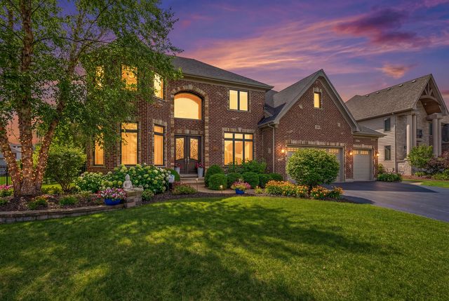 4328 Winterberry Avenue, Naperville, IL 60564