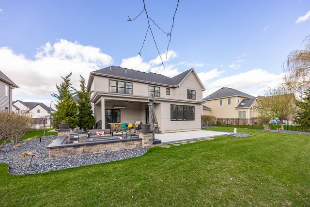 4328 Winterberry Avenue, Naperville, IL 60564
