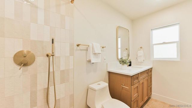 234 E 9Th, Escondido, CA 92025