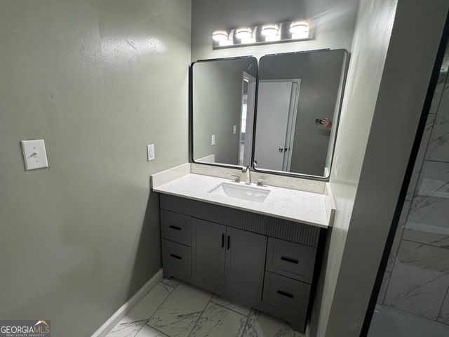1112 Reynolds Court, Morrow, GA 30260
