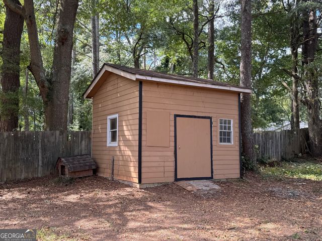 1112 Reynolds Court, Morrow, GA 30260