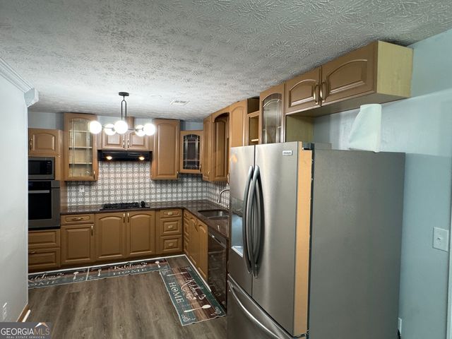 1112 Reynolds Court, Morrow, GA 30260