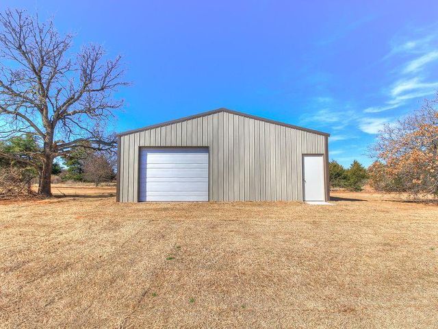 11701 Ward Road, Edmond, OK 73034