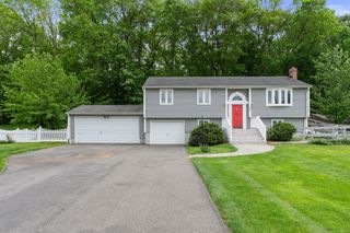 43 Worthington Road, Glastonbury, CT 06033