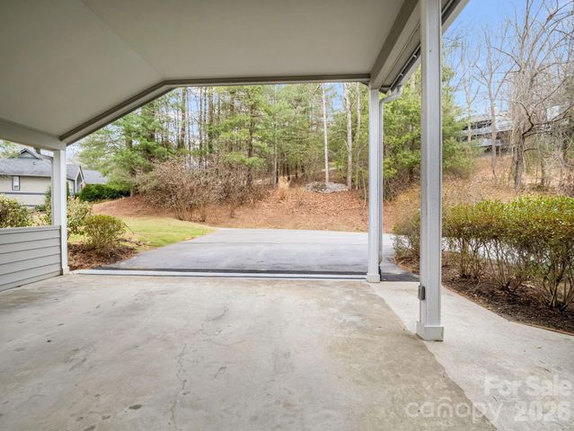 303 Golfside Drive, Flat Rock, NC 28731