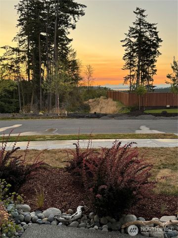 4689 Petrel Street, Port Townsend, WA 98368