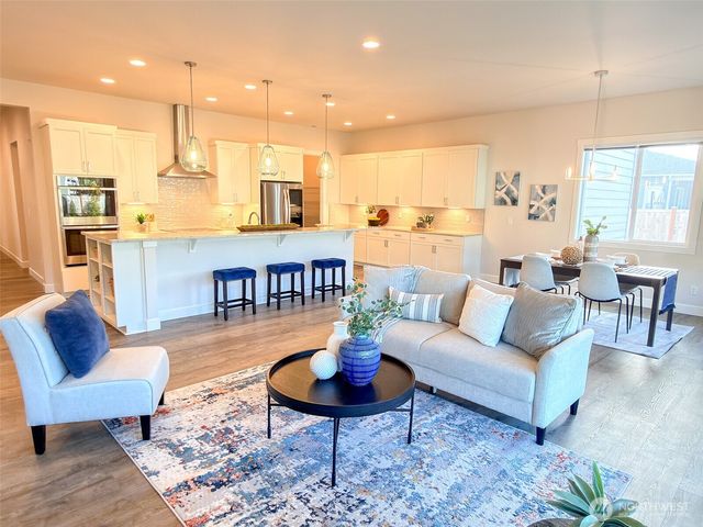 4689 Petrel Street, Port Townsend, WA 98368