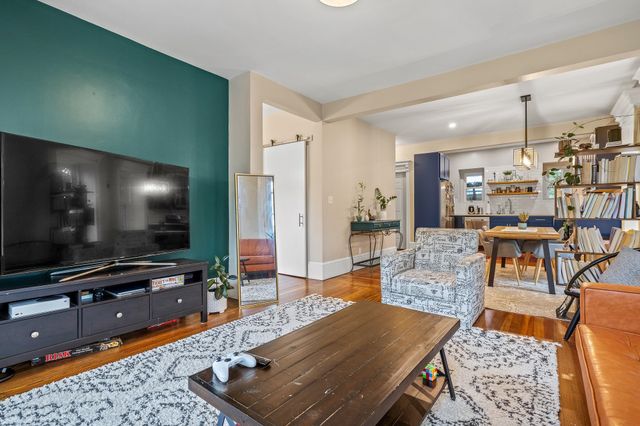 30 Rosedale Avenue, Manchester, NH 03103