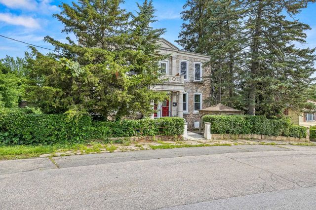 30 Rosedale Avenue, Manchester, NH 03103
