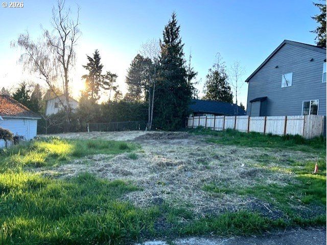 429 Nw FREEMAN Ave, Hillsboro, OR 97124