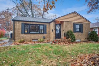 4046 39th Place, Des Moines, IA 50310