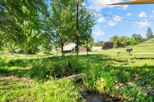 2105 Precision Pl, Auburn, CA 95603