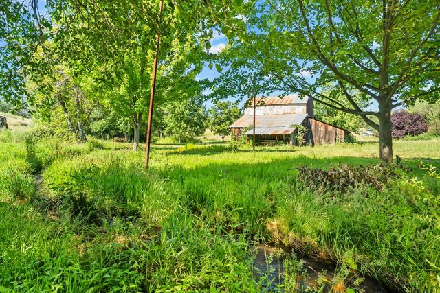 2105 Precision Pl, Auburn, CA 95603