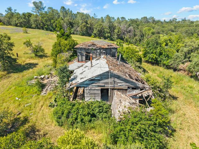 2105 Precision Pl, Auburn, CA 95603