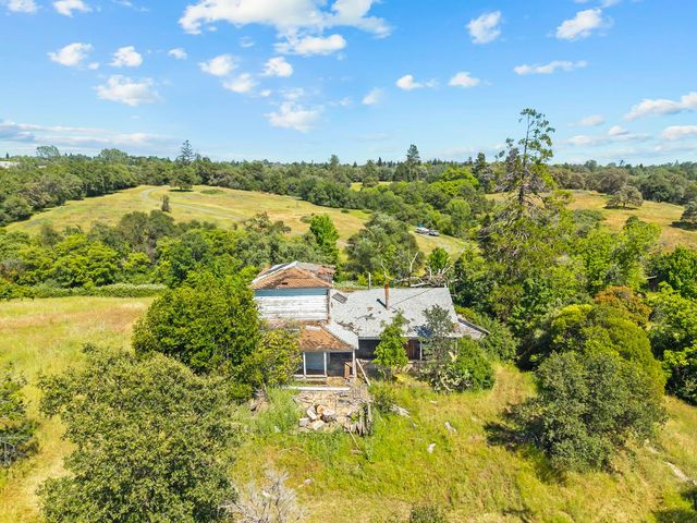 2105 Precision Pl, Auburn, CA 95603
