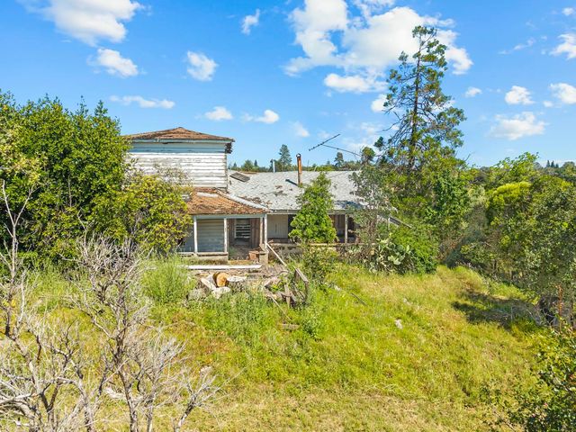 2105 Precision Pl, Auburn, CA 95603