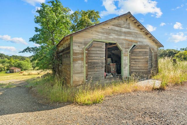 2105 Precision Pl, Auburn, CA 95603