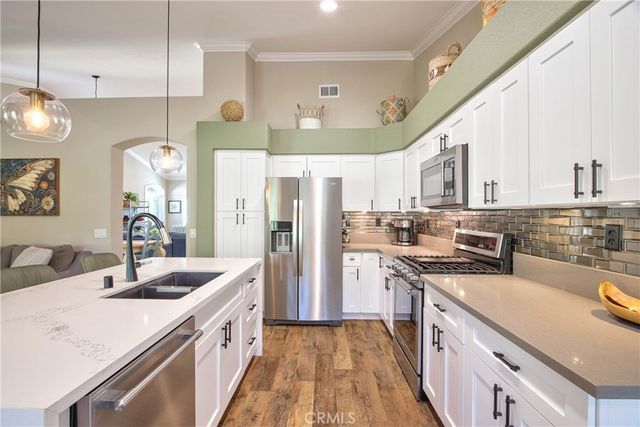 32098 Camino Seneco, Temecula, CA 92592