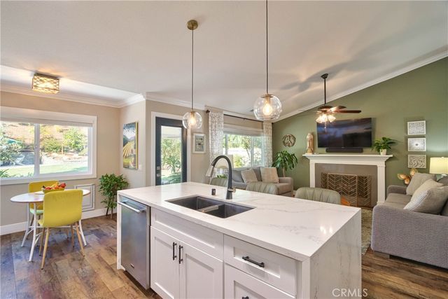 32098 Camino Seneco, Temecula, CA 92592
