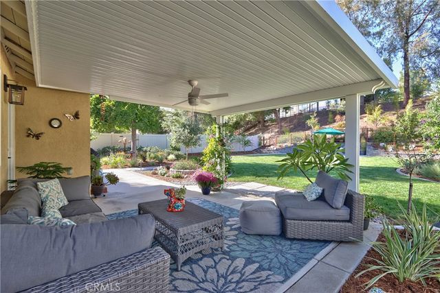 32098 Camino Seneco, Temecula, CA 92592
