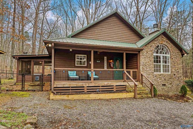 611-1 Cove Road, Mentone, AL 35984