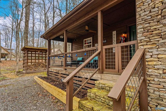 611-1 Cove Road, Mentone, AL 35984