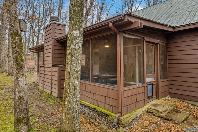 611-1 Cove Road, Mentone, AL 35984