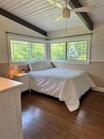 8221 Fairmont LANE, Greendale, WI 53129