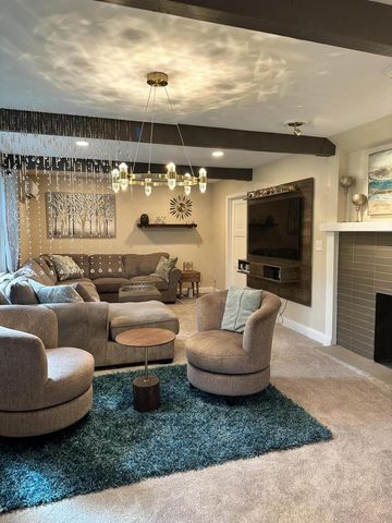 8221 Fairmont LANE, Greendale, WI 53129