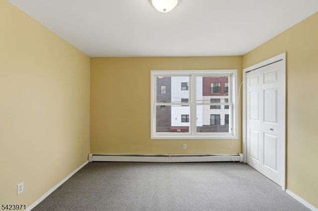 172 Carroll St, Paterson City, NJ 07501