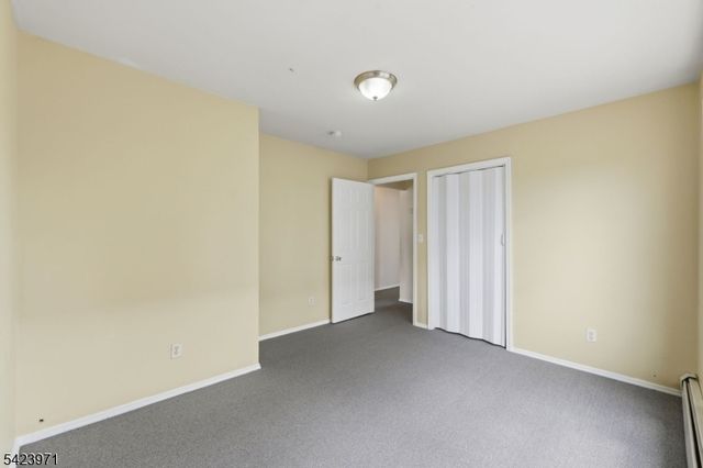 172 Carroll St, Paterson City, NJ 07501