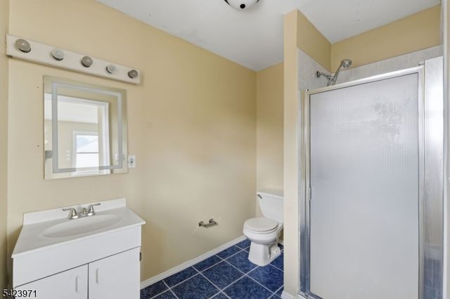 172 Carroll St, Paterson City, NJ 07501