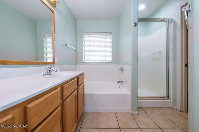 110 W Andrew Potter Street, Corona De Tucson, AZ 85641