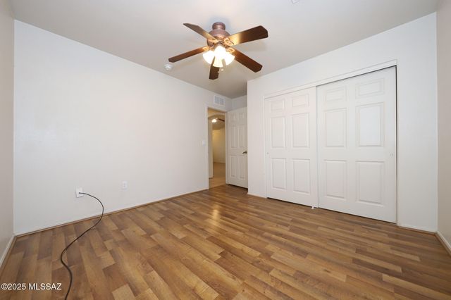 110 W Andrew Potter Street, Corona De Tucson, AZ 85641