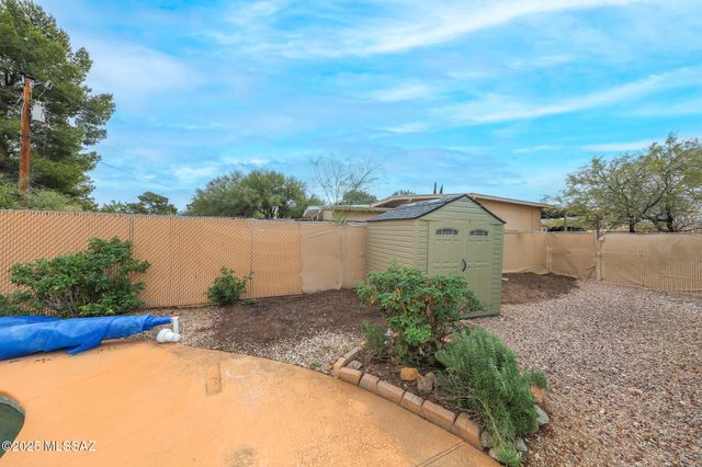 110 W Andrew Potter Street, Corona De Tucson, AZ 85641