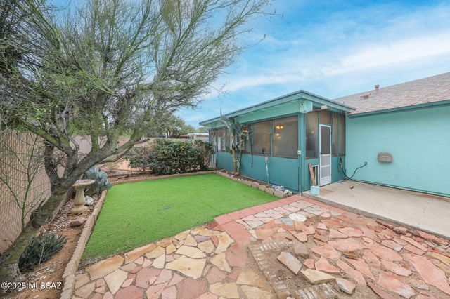 110 W Andrew Potter Street, Corona De Tucson, AZ 85641