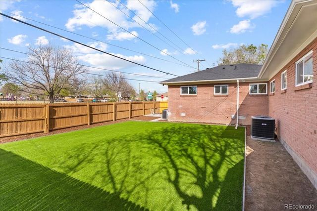 3387 N Kearney Street, Denver, CO 80207