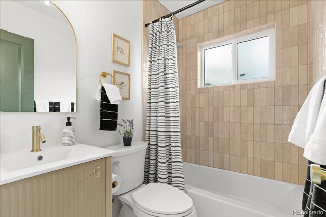 3387 N Kearney Street, Denver, CO 80207