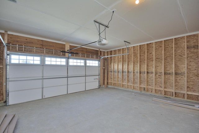 1187 Arrowood CIRCLE W, Oconomowoc, WI 53066